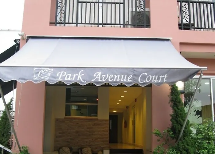 Park Avenue Court