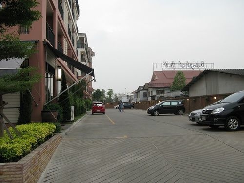 Park Avenue Court Apartment Bangkok